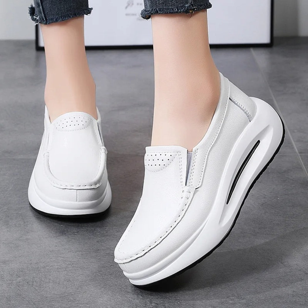 Plateau-Loafer aus Kunstleder mit dicker Sohle für Damen