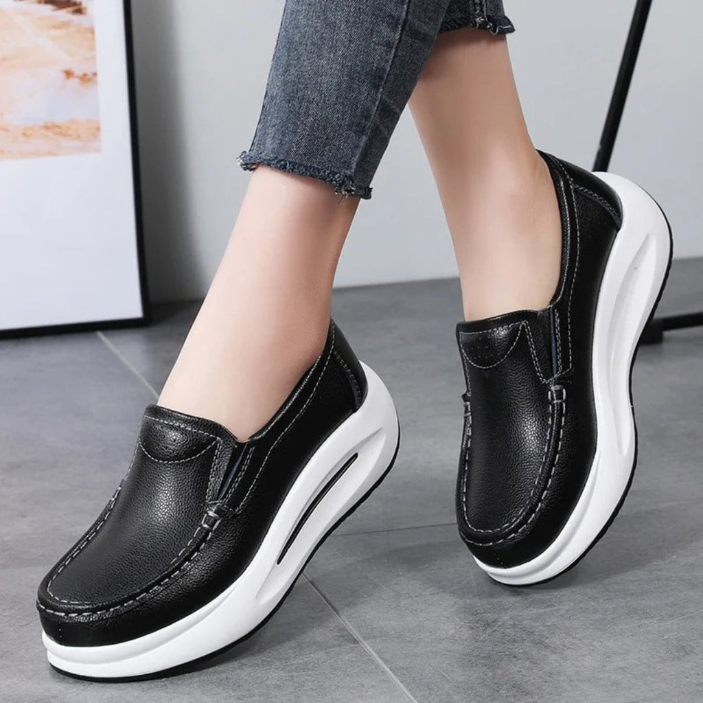 Plateau-Loafer aus Kunstleder mit dicker Sohle für Damen