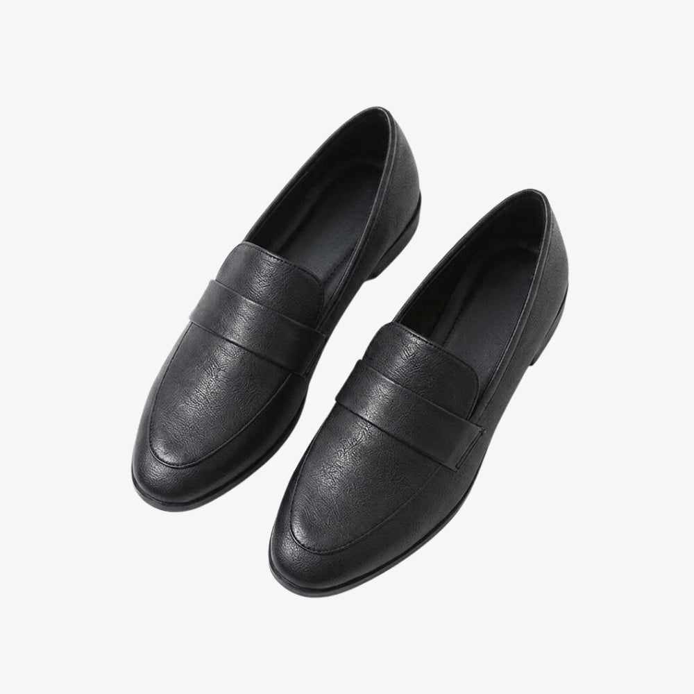 Minimalistische Loafer für Damen aus Kunstleder