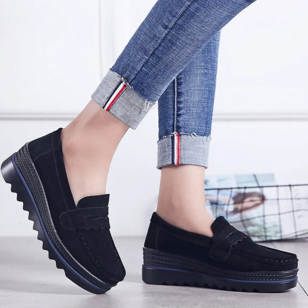 Wildleder-Loafer mit Keilsohle für Damen