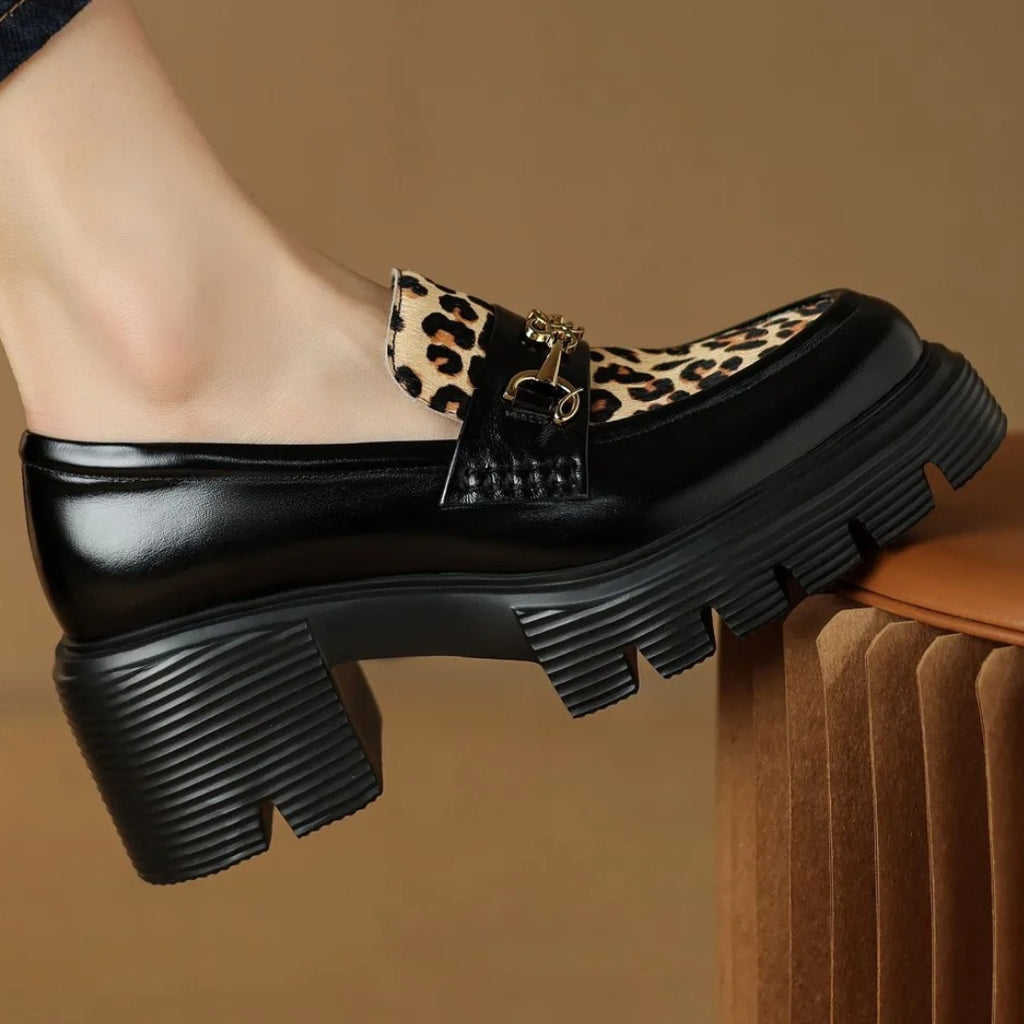 Schwarze Loafer mit Leopardenmuster und Absatz für Damen