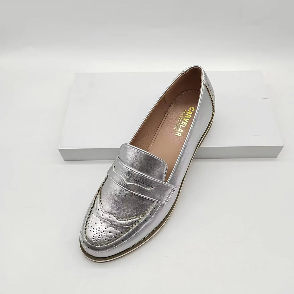 Schicker silberner Loafer für Damen