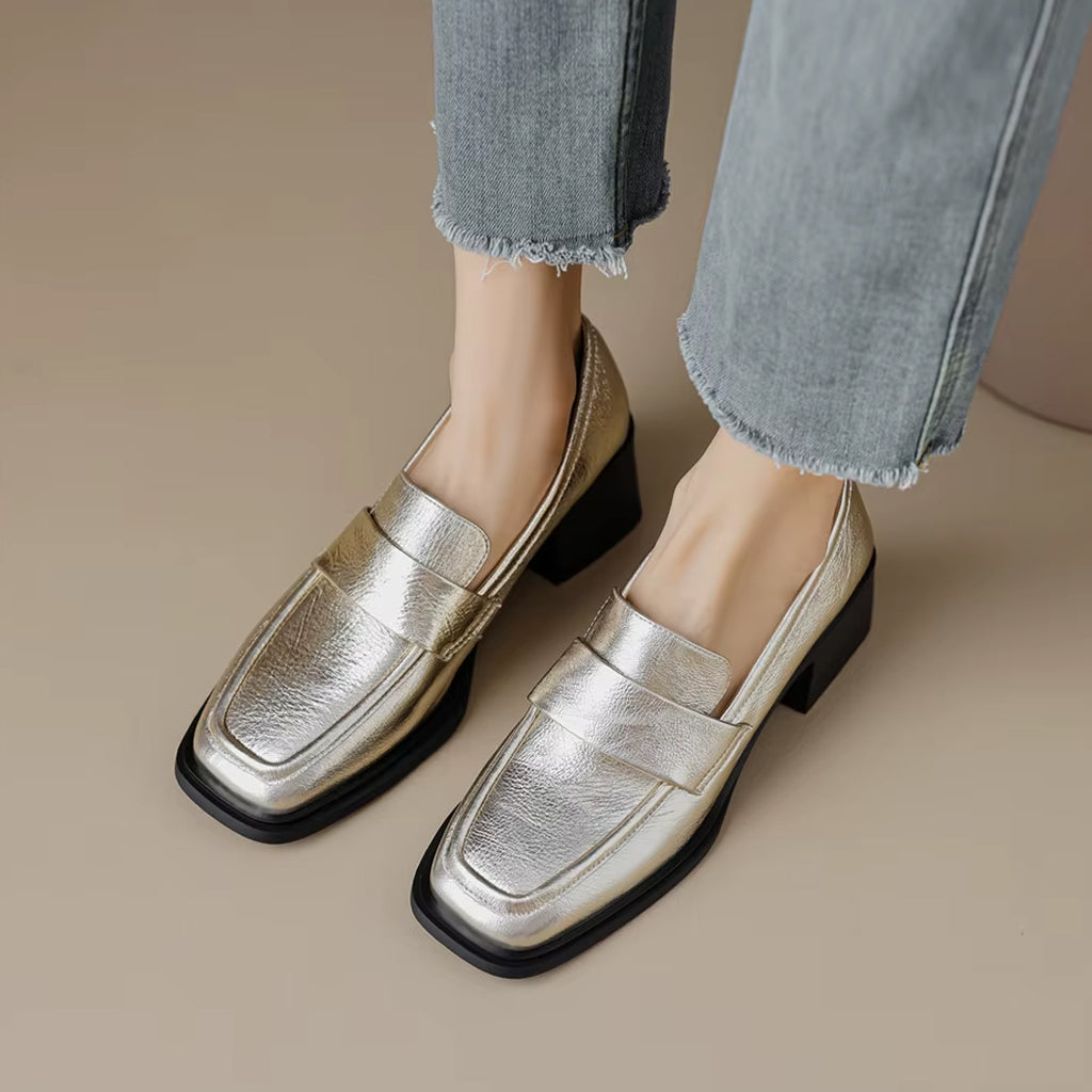 Goldener Loafer mit Absatz für Damen