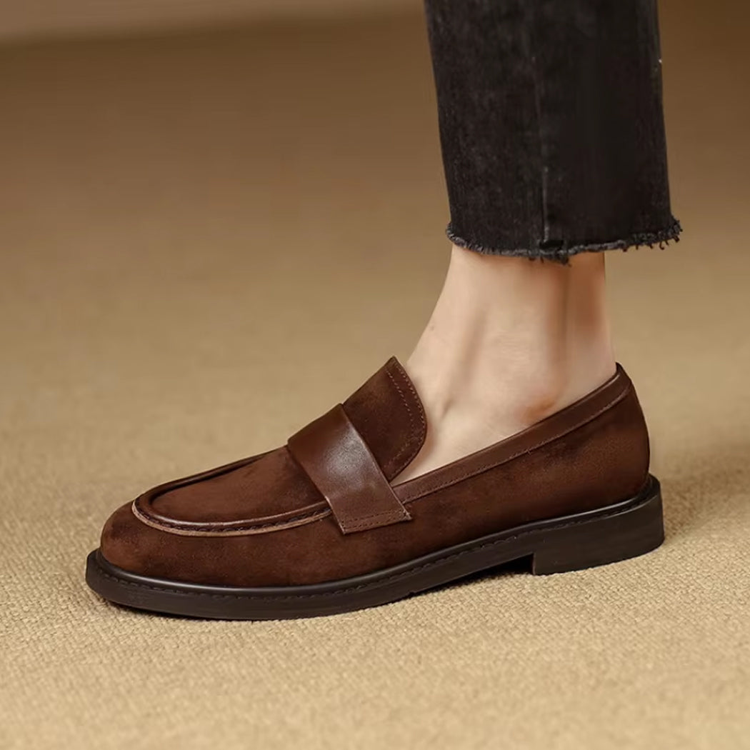 Klassischer Wildleder-Loafer für Damen