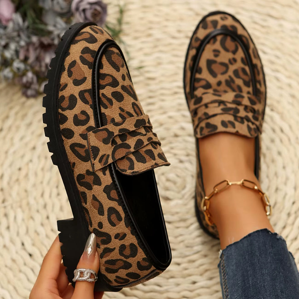 Leoparden-Loafer mit Absatz