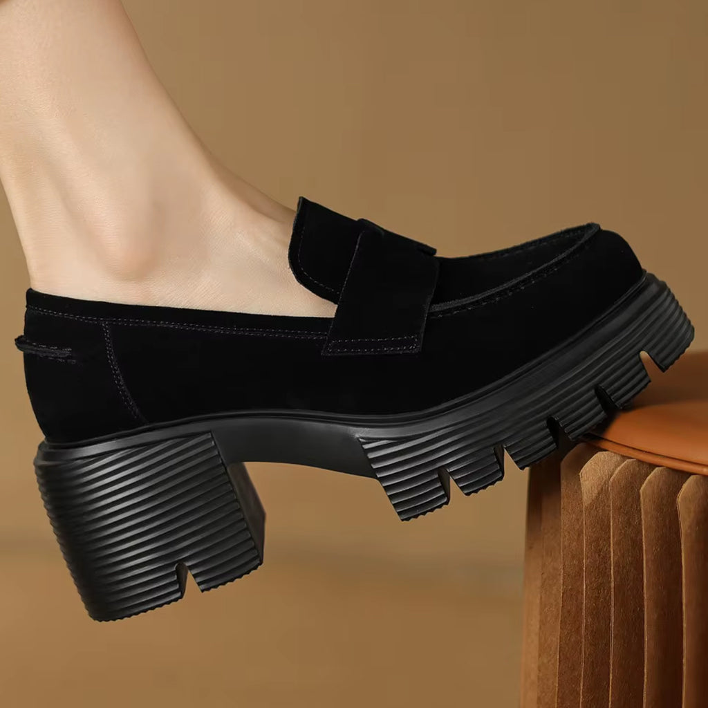 Plateau-Loafer aus Wildleder