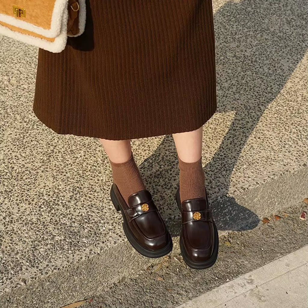 Plateau-Mokassins mit Blumendetail