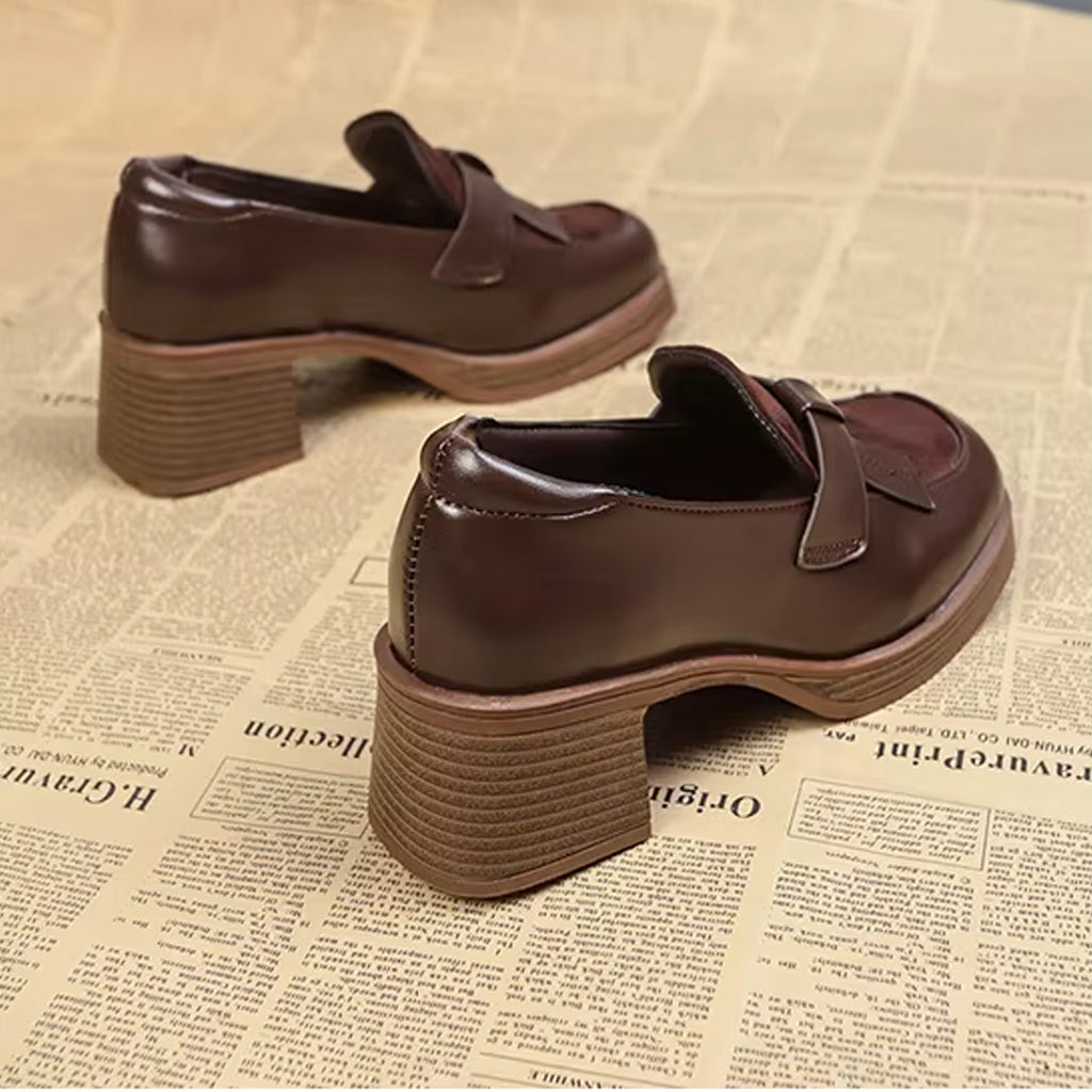Plateau-Loafer mit Absatz im Vintage-Stil