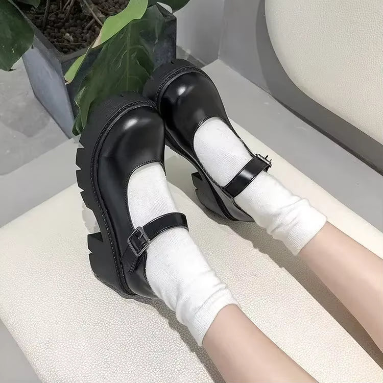 Chunky Mary Jane Loafer mit dicken Sohlen