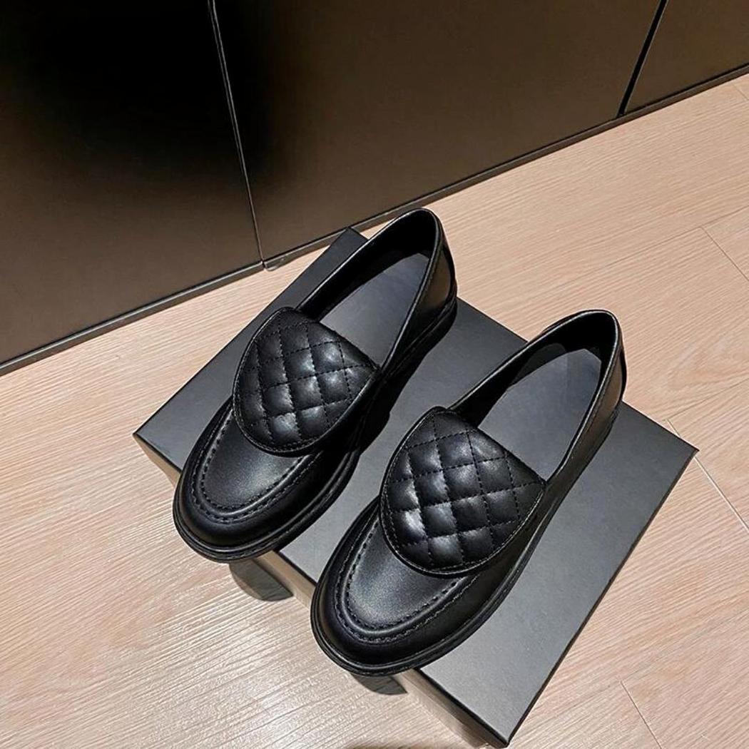 Loafer mit gesteppter Oberseite und Blockabsatz für Damen
