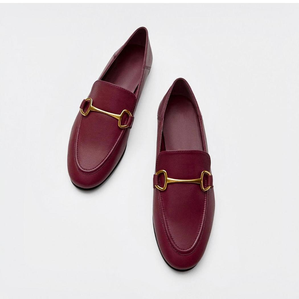Dünne und leichte Loafer aus Echtleder