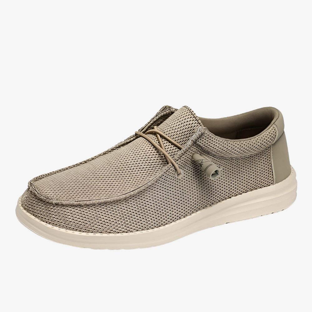 Loafer aus hellbraunem Stoff ohne Schnürsenkel