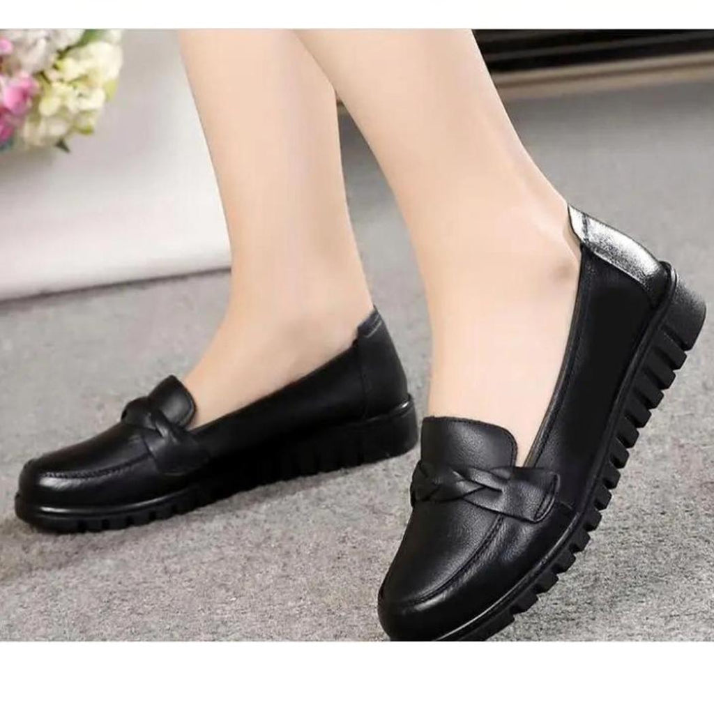 Schwarze Loafer für Damen aus echtem Leder