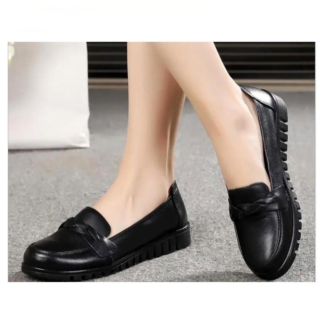 Schwarze Loafer für Damen aus echtem Leder