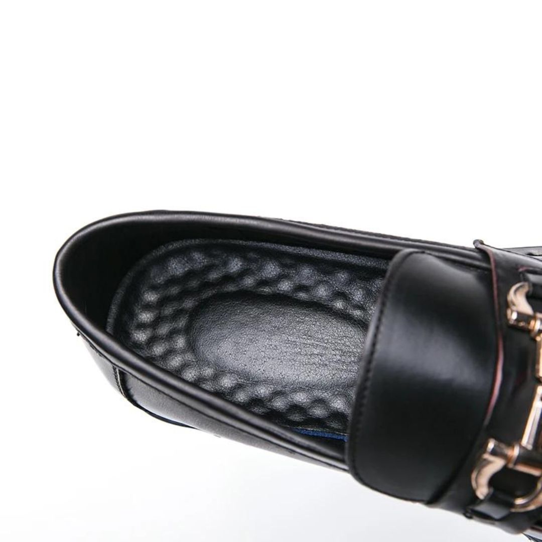 Schwarze Loafer mit Metallschnalle aus Kunstleder für Herren