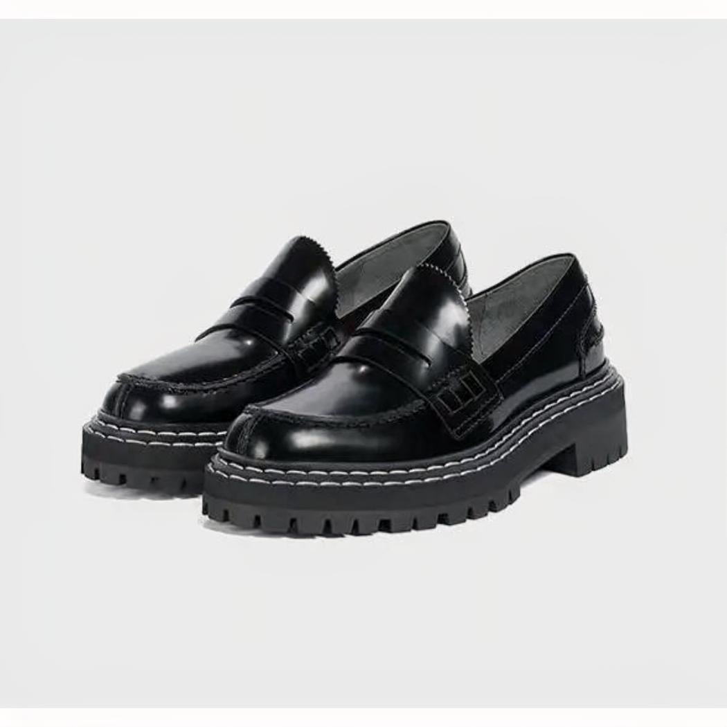Schwarze Loafer mit dicker Sohle aus Kunstleder für Damen