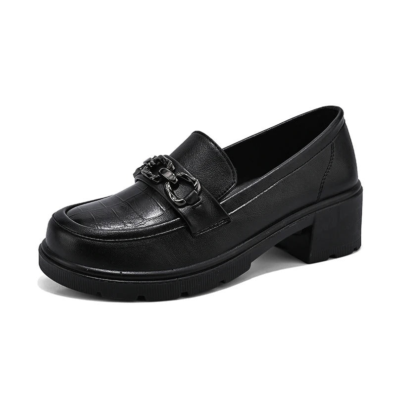 Loafer mit Blockabsatz und silberfarbenem Metalldetail für Damen