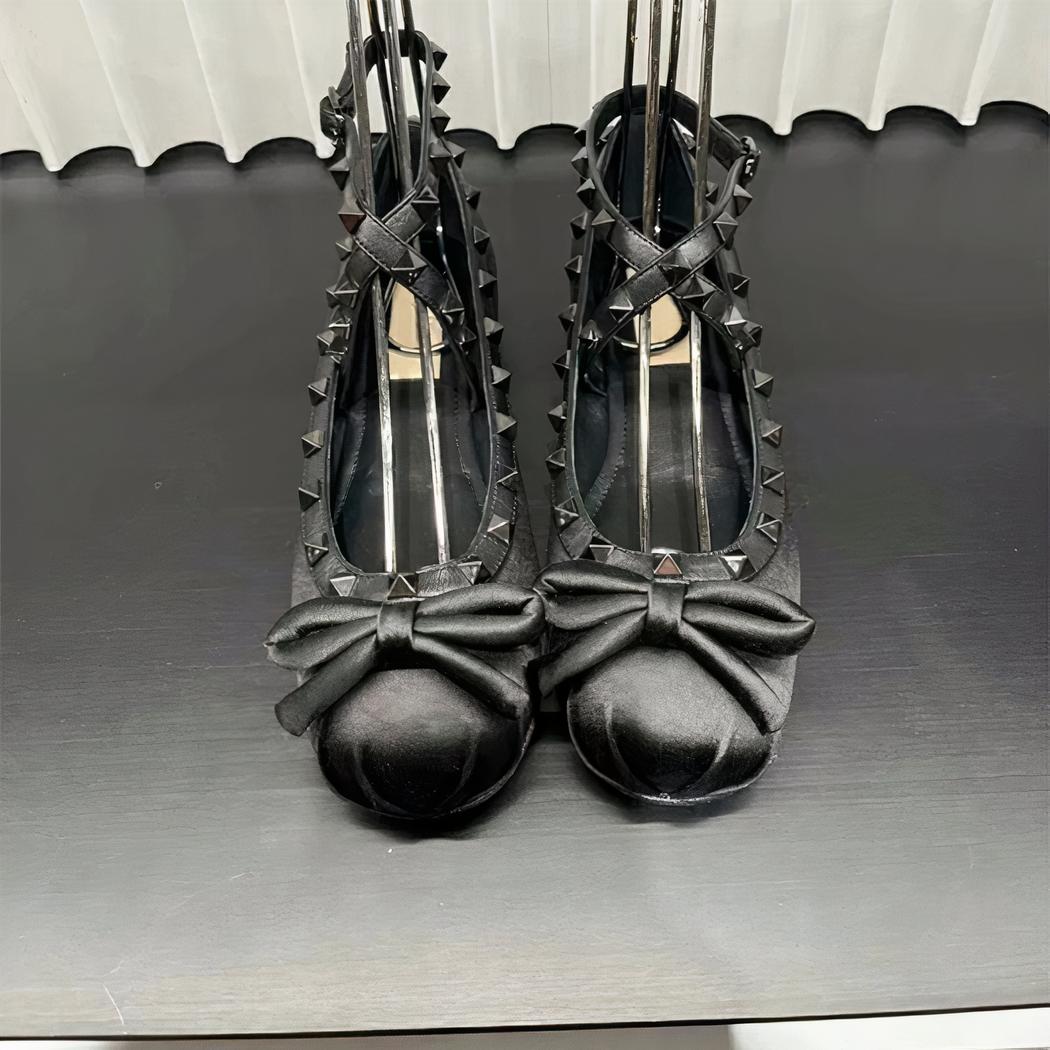 Satin Loafer Ballerina mit kleiner Schleife vorne und Schnalle am Knöchel