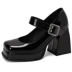 Mary Jane Loafer in Lackoptik mit Blockabsatz, Schwarz