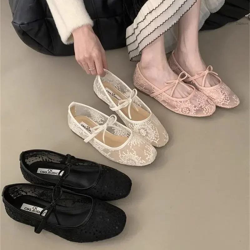 Damen Mary Jane Schuhe aus Spitze