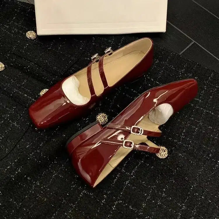 Mary Jane-Ballerinas aus Lackleder für Damen