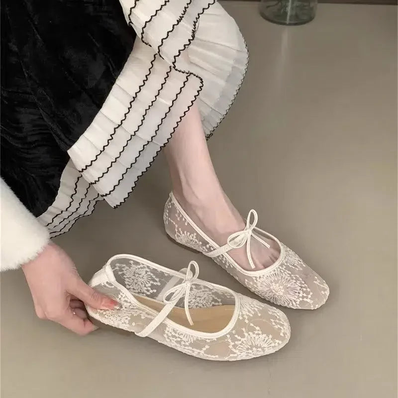 Damen Mary Jane Schuhe aus Spitze