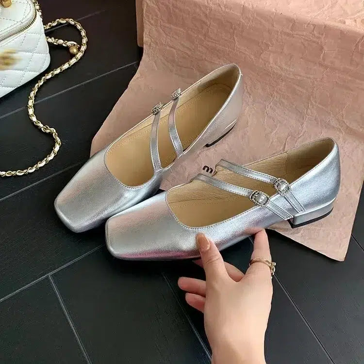 Mary Jane-Ballerinas aus Lackleder für Damen