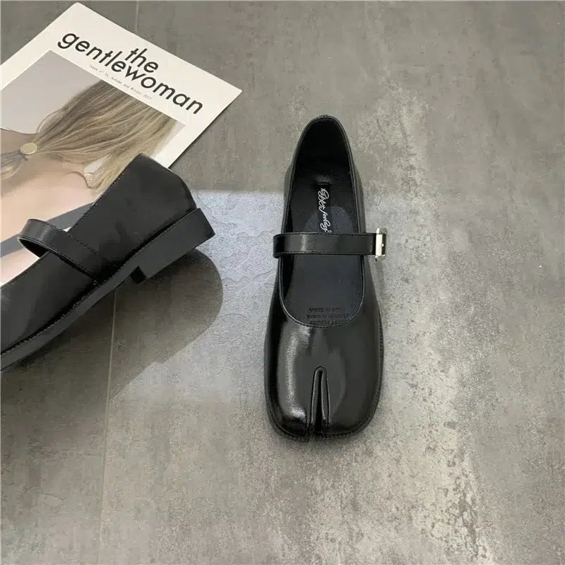 Mary Jane Ballerinas mit geteilter Zehenpartie Schwarz für Damen - Tabi Style