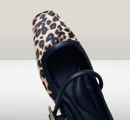 Weiche Riemchenballerinas mit Leopardenmuster