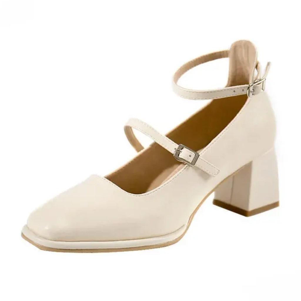 Lackierter Ballerina-Loafer mit Absatz