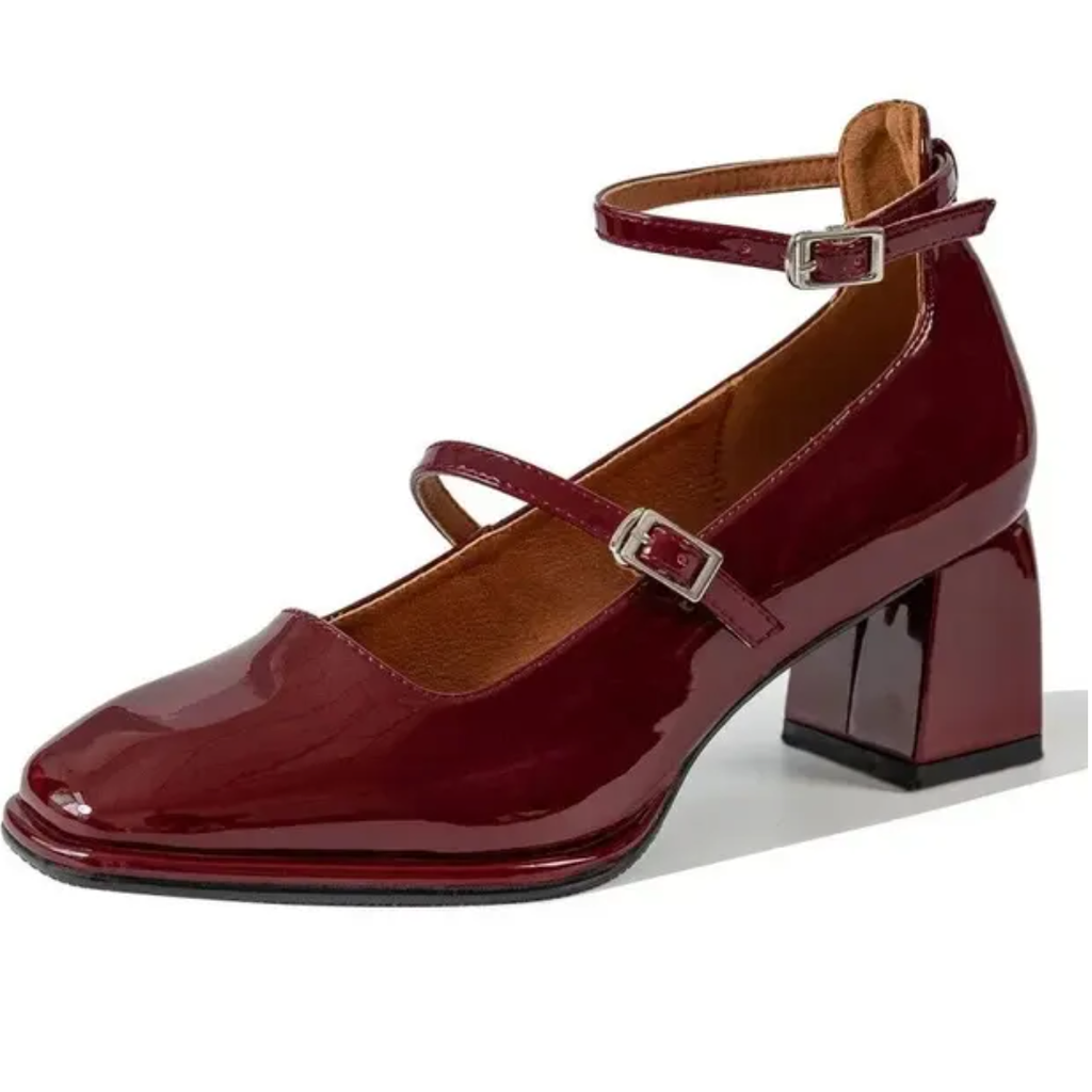 Lackierter Ballerina-Loafer mit Absatz