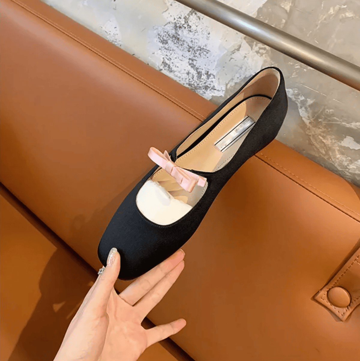 Mary Jane Loafer mit eckiger Spitze und Schleife