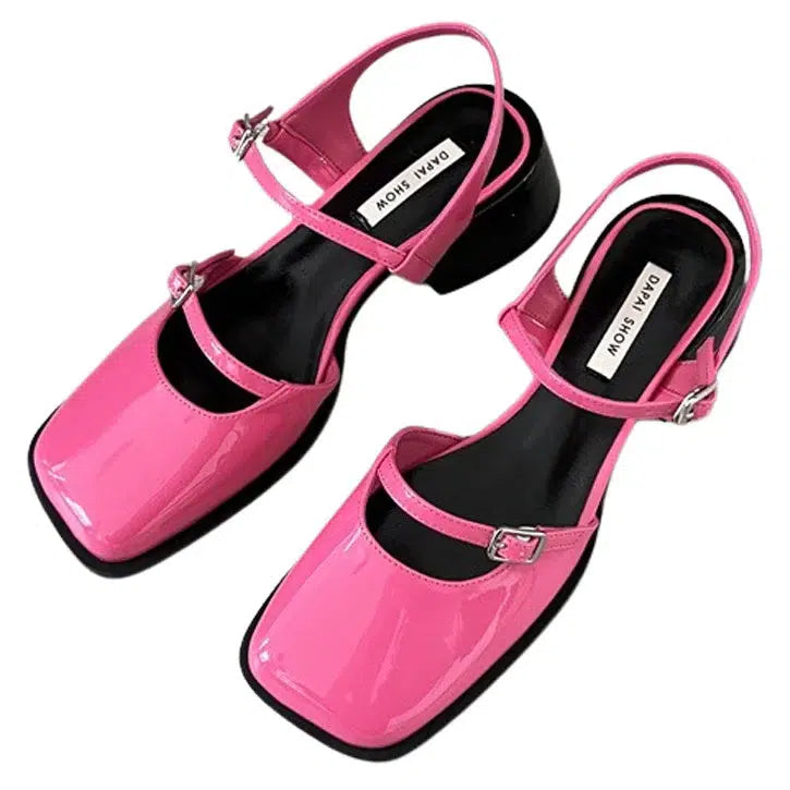 Mary Jane-Ballerinas aus Lack mit Absatz