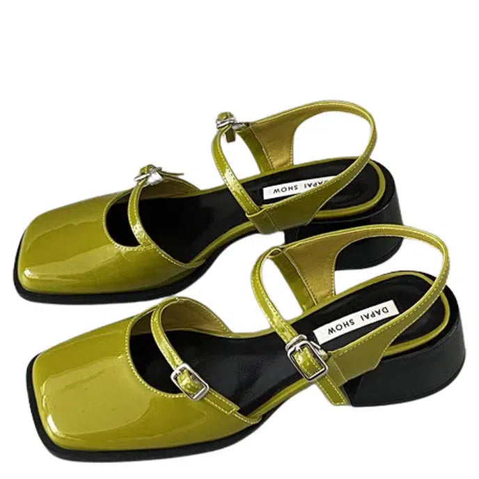 Mary Jane-Ballerinas aus Lack mit Absatz