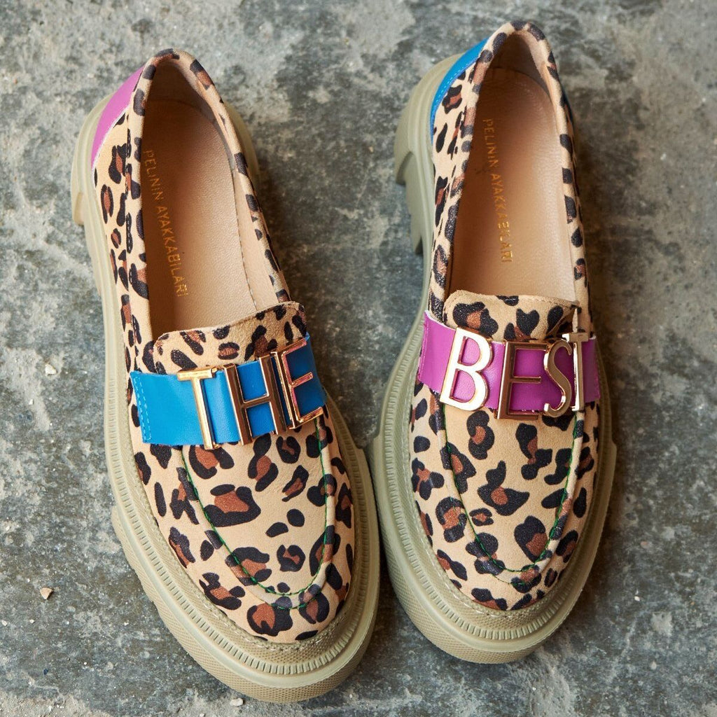 Beige Plateau-Loafer mit Leopardenmuster