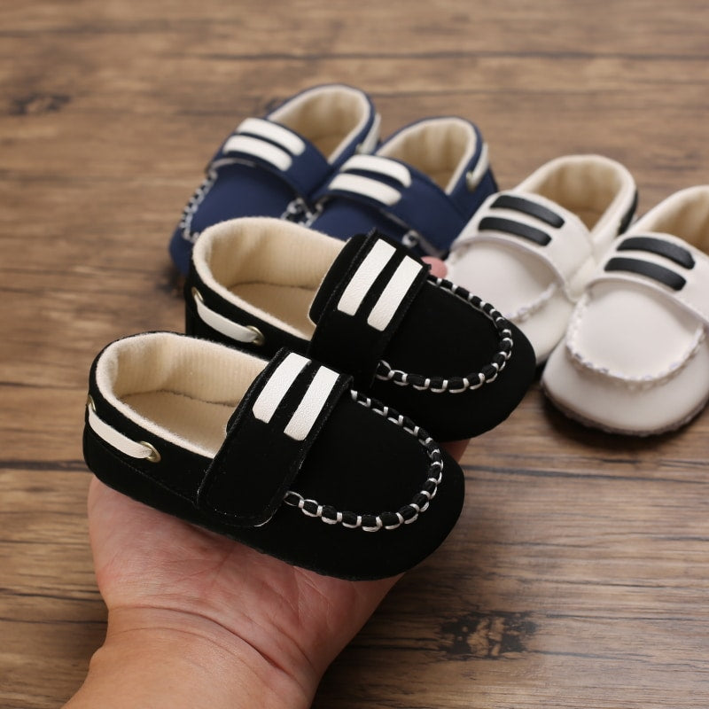 Baby-Bootsschuhe mit Klettverschluss