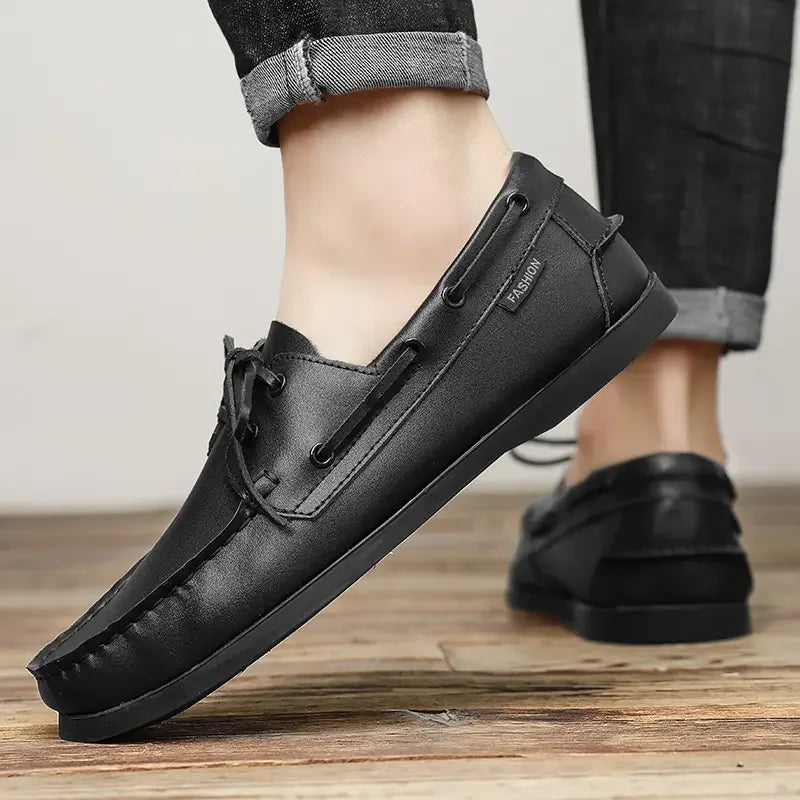 Schwarzer Herren Bootsschuh mit Schnürung in Lederoptik in Schwarz, Ansicht 4