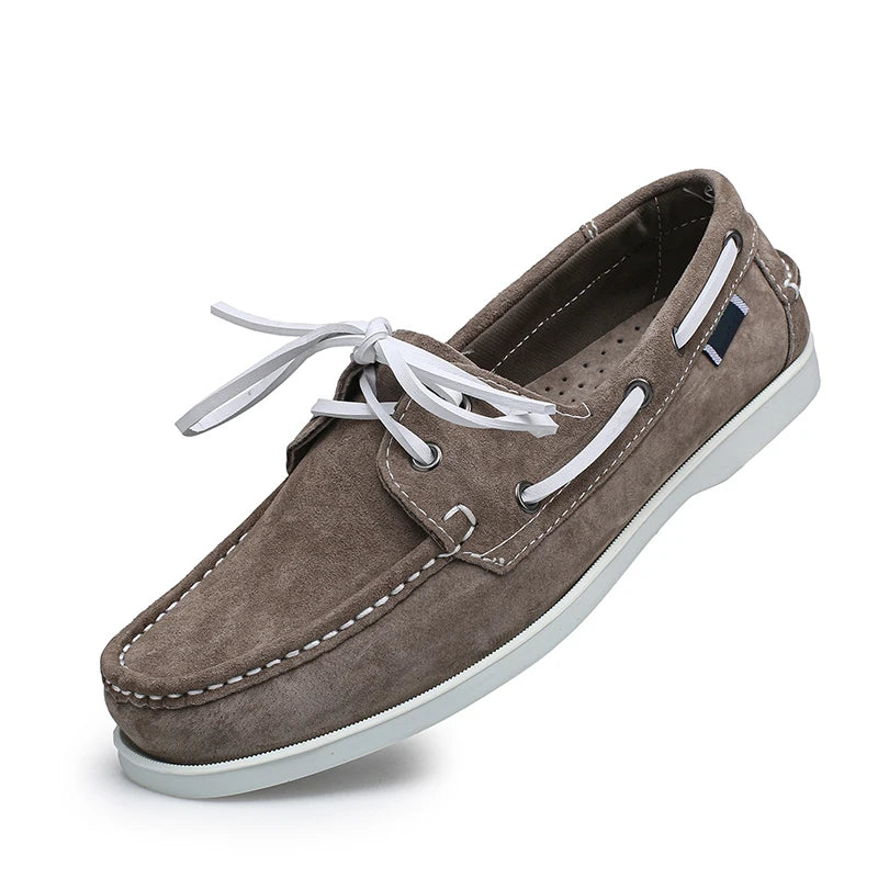 Herren Bootsschuhe aus Veloursleder mit weißen Schnürsenkeln in Beige, Ansicht 4