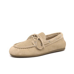 Damen Bootsschuh Slipper mit Schnürung aus braunem Spaltleder, Beige