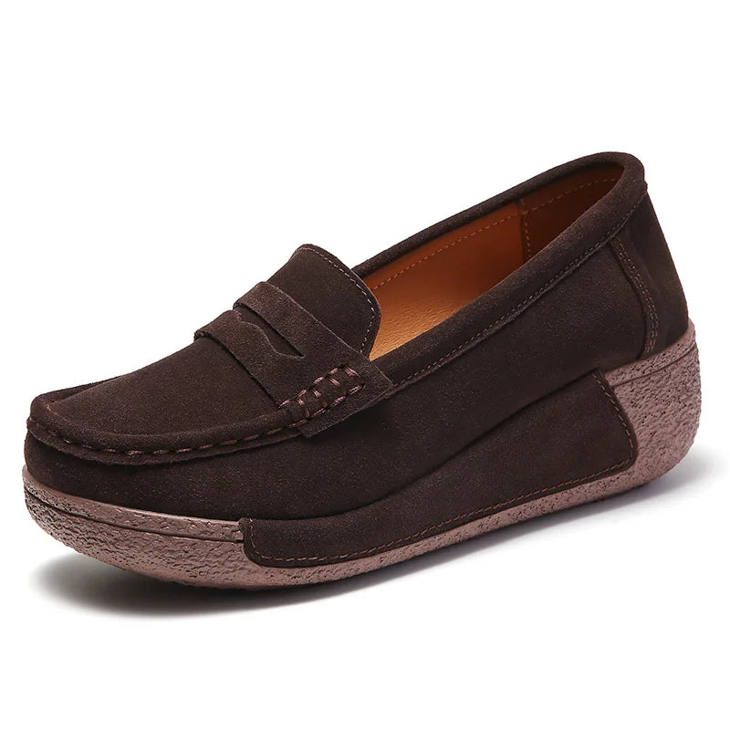 Damen-Wildleder-Loafer mit Keilsohle und Penny-Verarbeitung in Braun, Ansicht 7