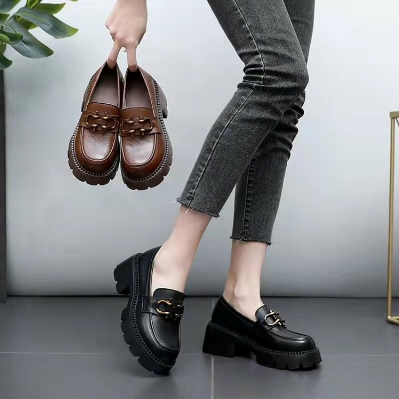 Damen-Loafer mit Absatz aus Kunstleder im Retro-Stil