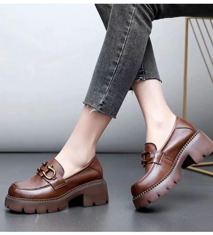 Damen-Loafer mit Absatz aus Kunstleder im Retro-Stil