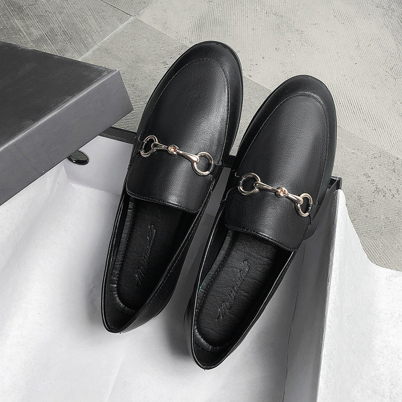 Kunstleder-Loafer mit goldenen Details für Damen