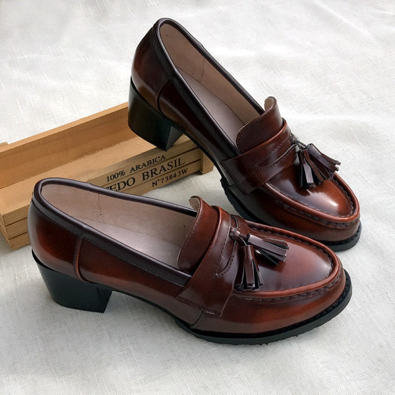 Damen-Loafer aus Leder mit mittlerem Absatz