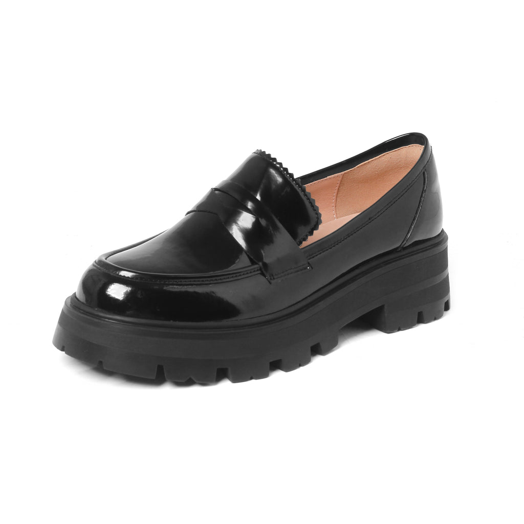 Loafer mit Absatz und Plateau aus Lackleder für Damen