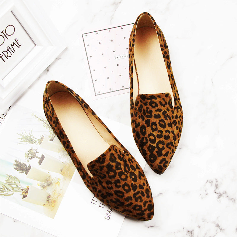 Damen-Loafer mit Leopardenmuster und spitzer Zehenpartie
