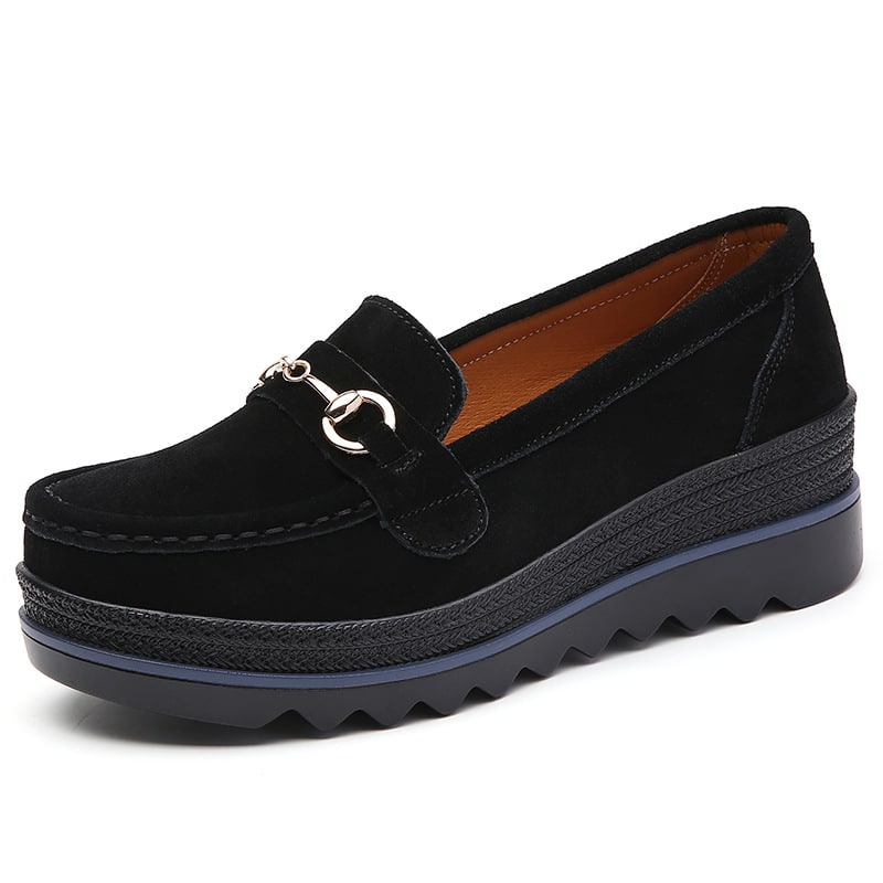 Damen-Loafer mit Keilsohle und metallischen Zierelementen