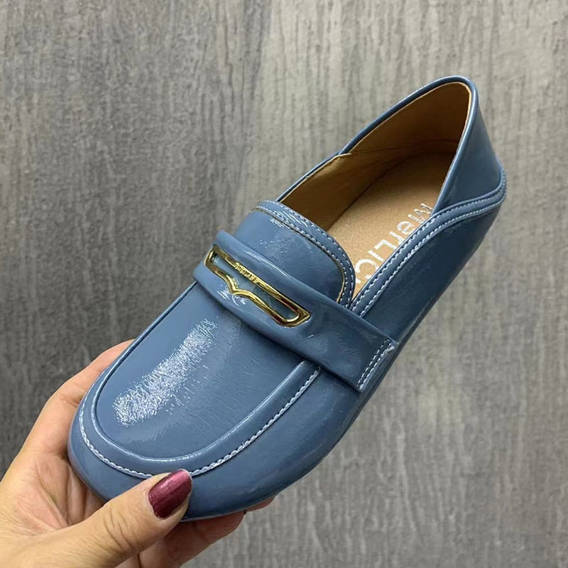 Runde Lackoptik-Loafer für Damen