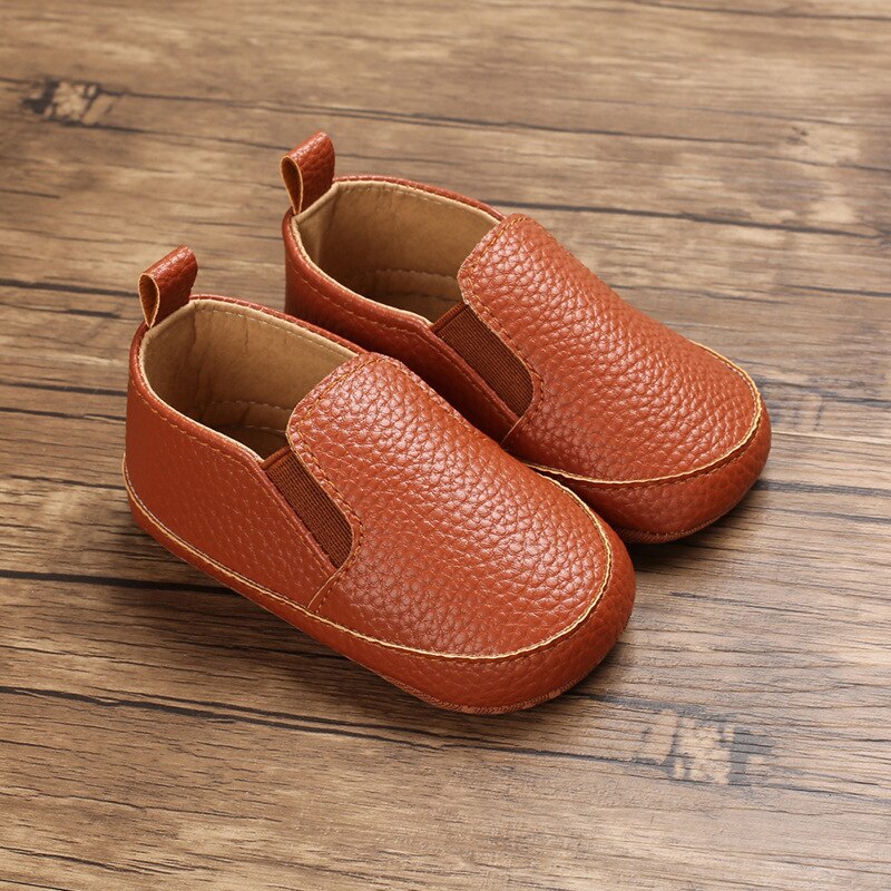 Unifarbene Slip-On-Mokassins aus Kunstleder für Babys