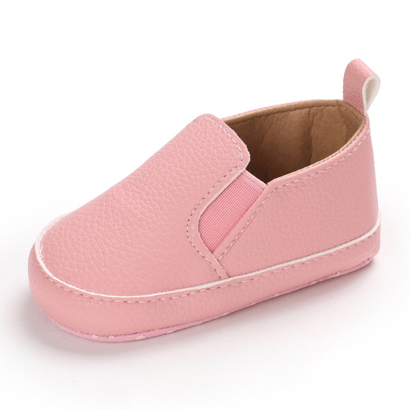 Unifarbene Slip-On-Mokassins aus Kunstleder für Babys